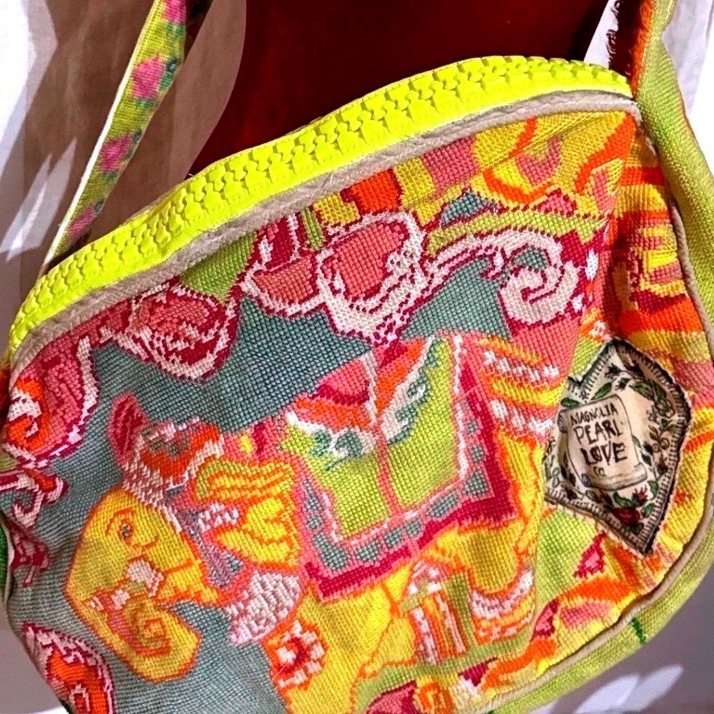 Magnolia Pearl Cirque Cross Stitch Oversized Bag Faux Fur Lining Yellow Zipper - Picture 10 of 17